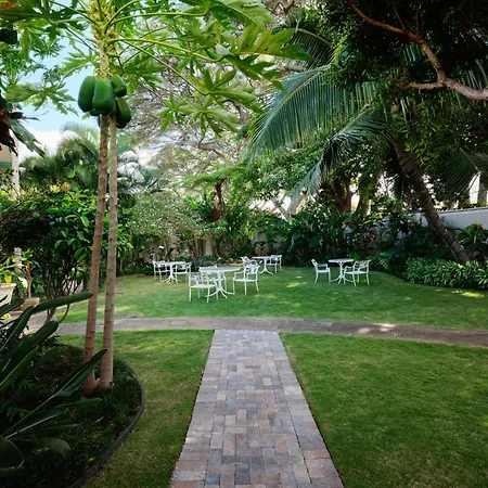 The Historic Wailuku Inn Maui-3
